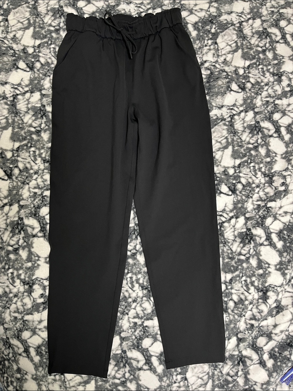 Lululemon Keep Moving 7/8 pants, size 6, color black
